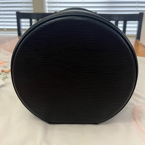 LV EPI BLACK - Picture 9 of 12